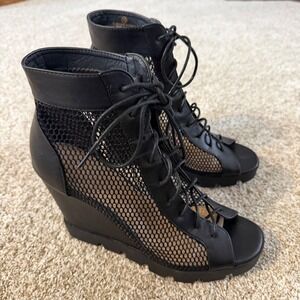 Liliana Black Mesh Lace Up Open Toe Wedge Booties Lug Sole Womens Size 10